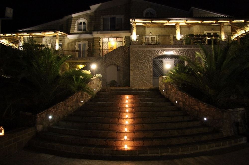 Hotel photo 30