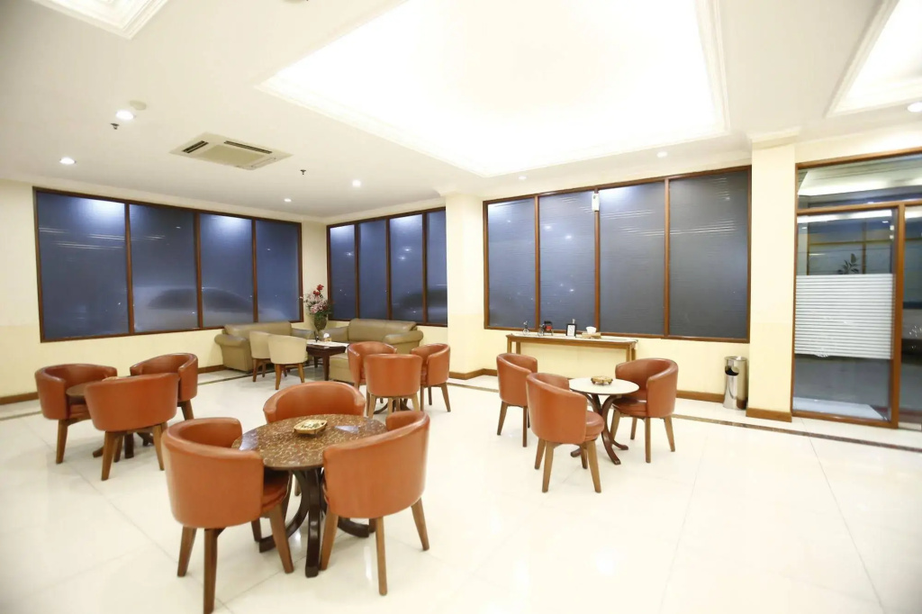 Hotel photo 12