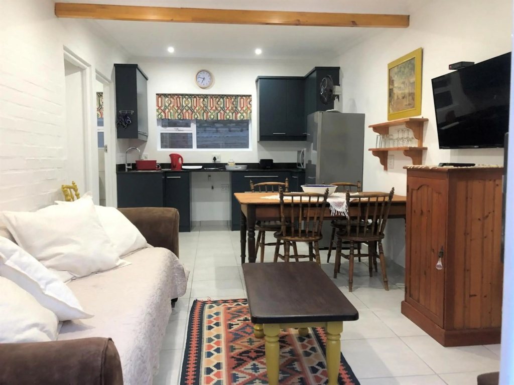 Baylight Accommodation 3 Selfcatering 1 bedroom apartment sleeps 4