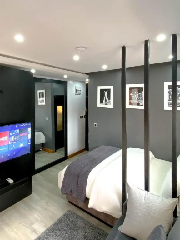 Leadwort Hotels — 5