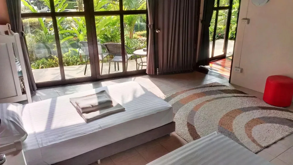 Номер Standard в Amber Sands Beach Resort