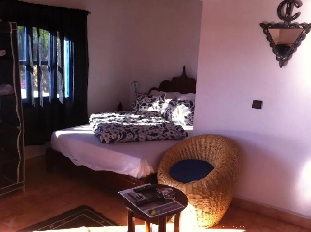 Room in Guest Room - Room in Villa L'air De La Mer - фото 5