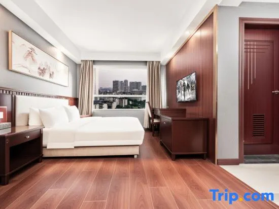 Business Double room (full double bed)
