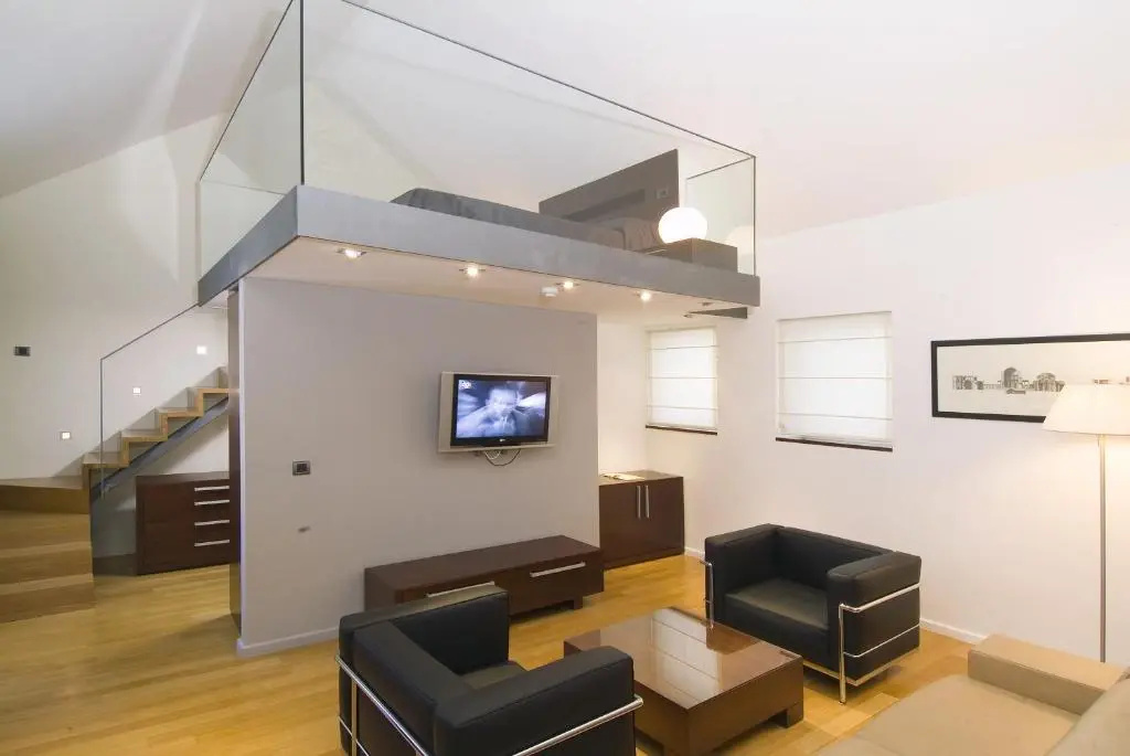Luxury Suite