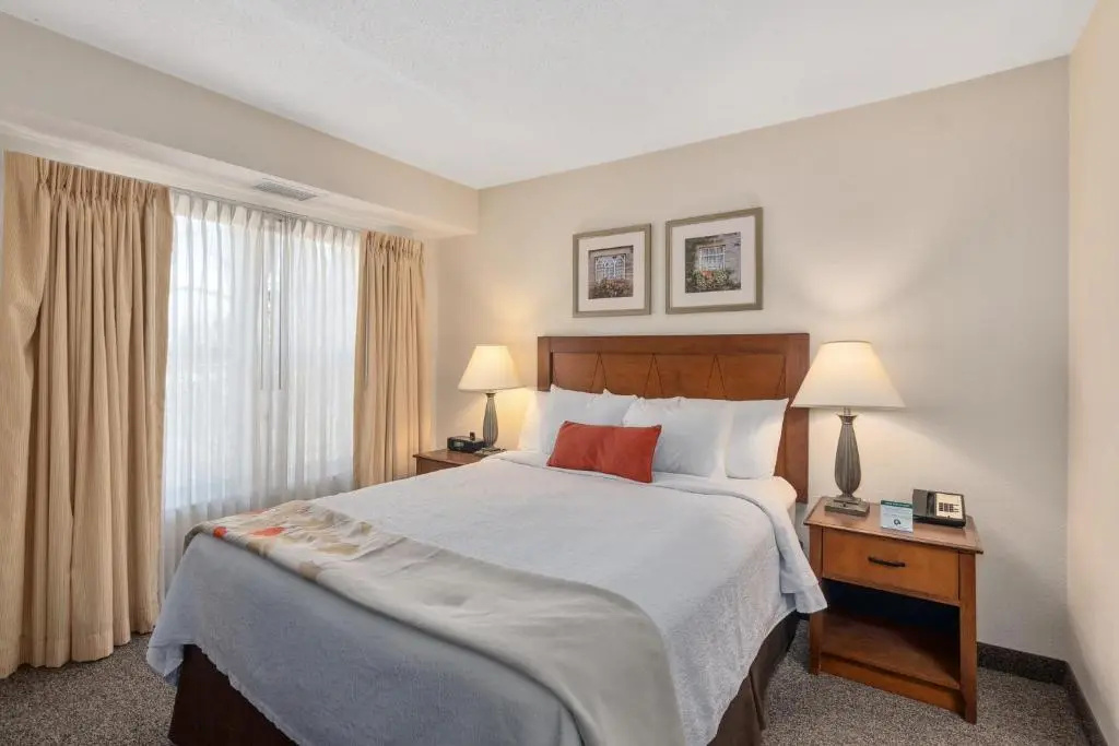Residences at Daniel Webster - Chambres