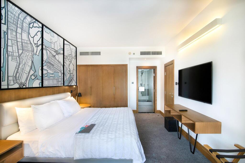 Le Meridien Abu Dhabi