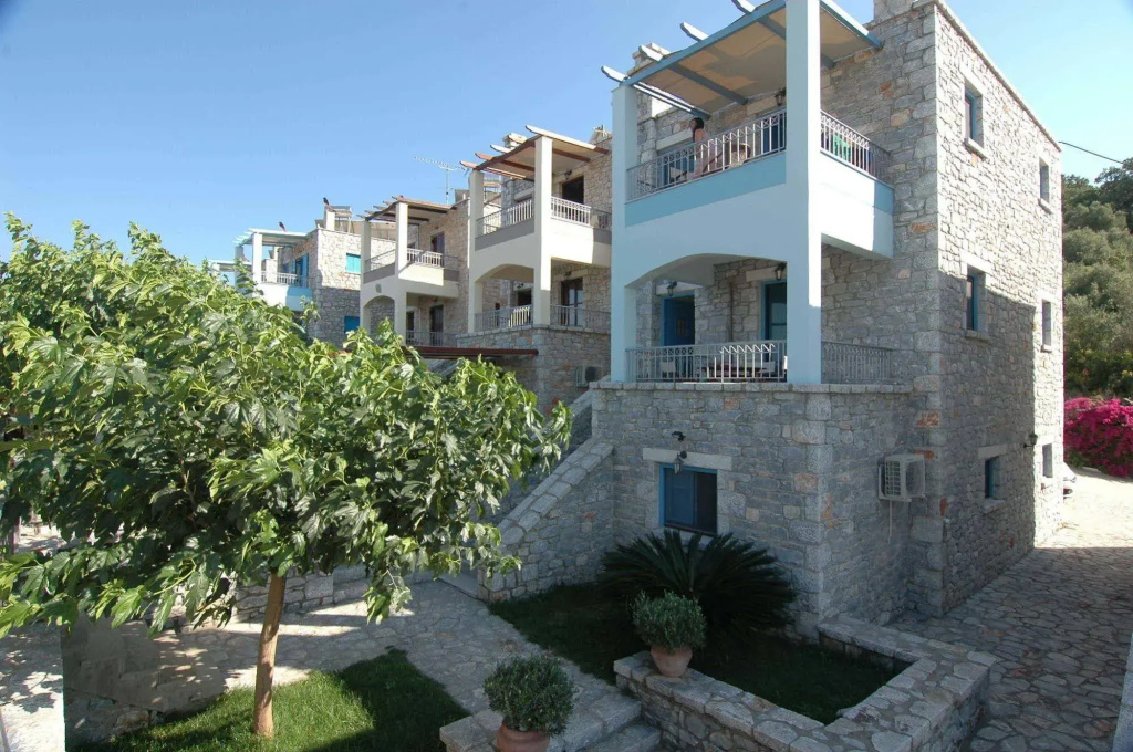Vathi Hotel