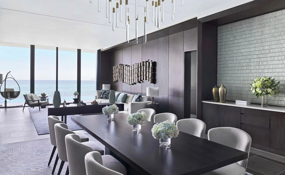 Вилла с бассейном c 1 комнатой oceanfront в Villa Le Corail, A Gran Melia Hotel