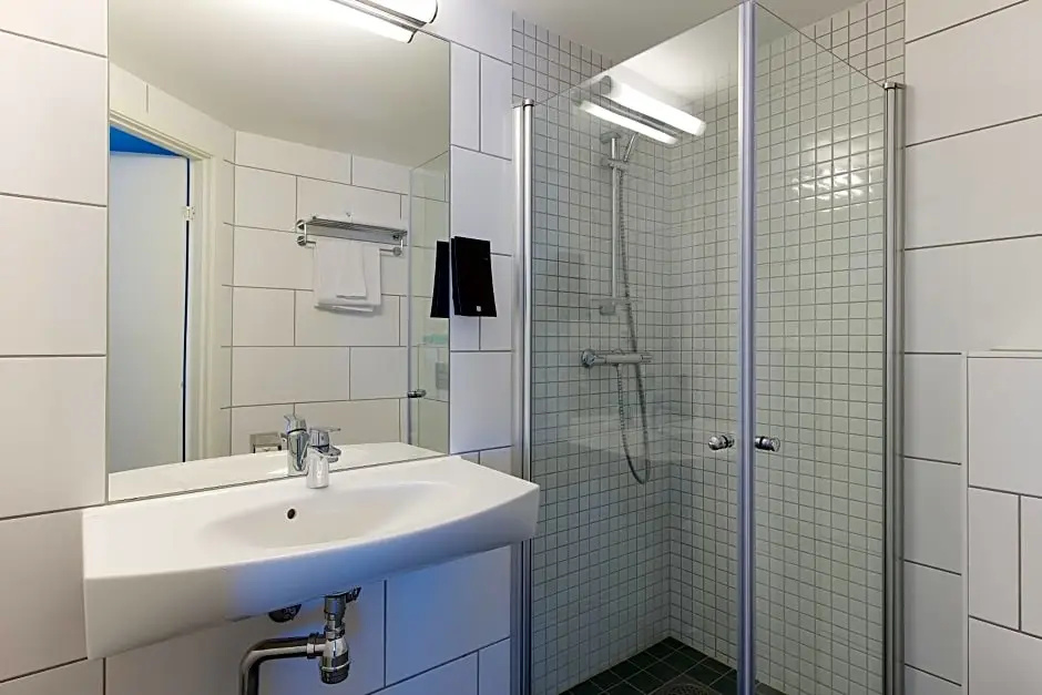 Home Hotel Plaza - Chambres