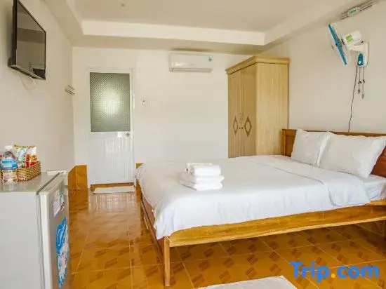 Standard Double room with sea view (full double bed)