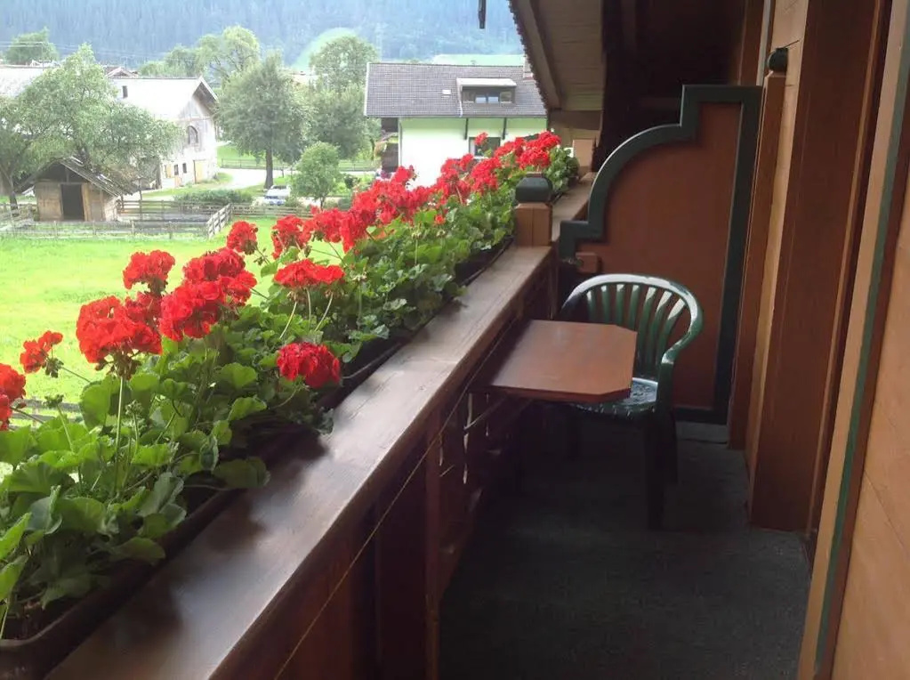 Apartment Und Ferienwohnung Waldruh Mayrhofen Im Zillertal