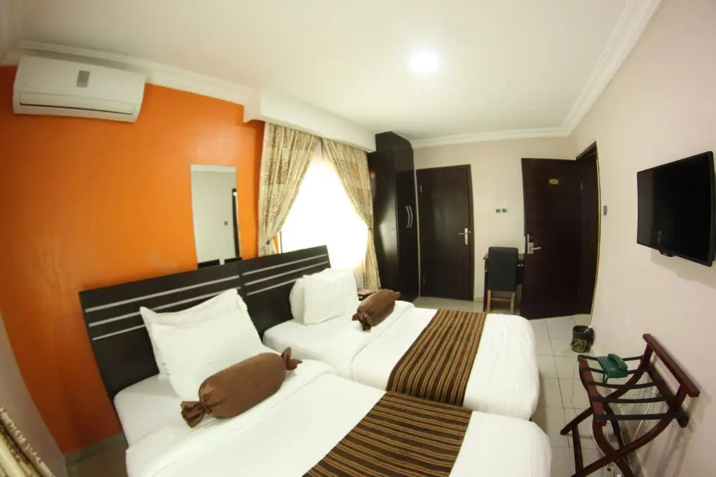 Standard Double room (twin beds)