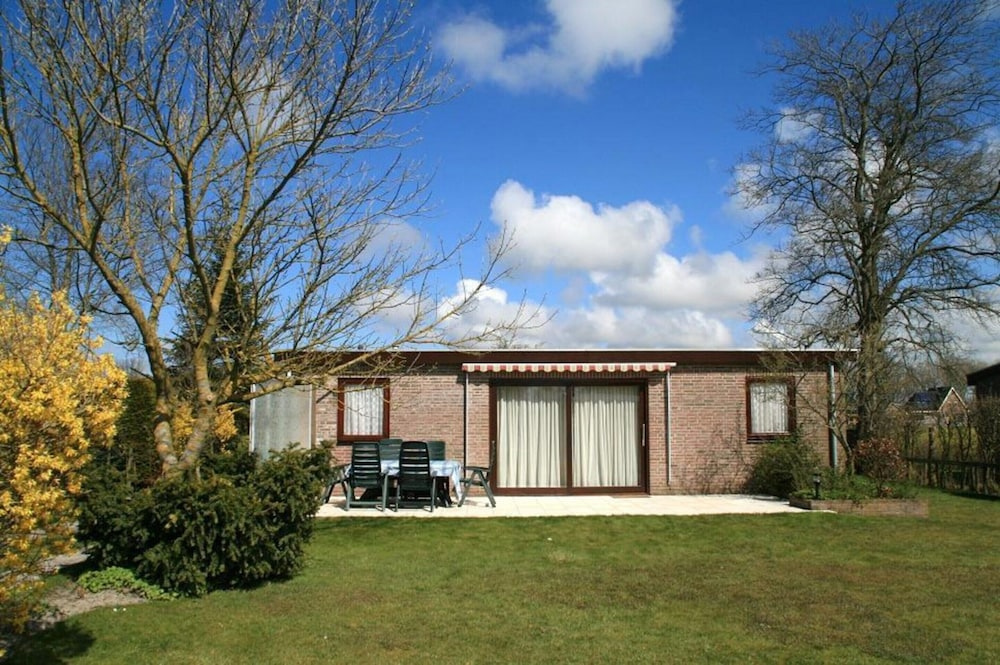 Fantastic Holiday Home by the sea