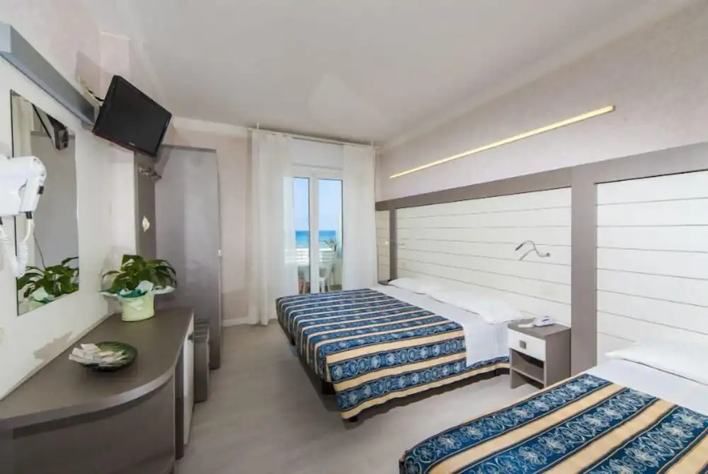 Deluxe Quadruple room
