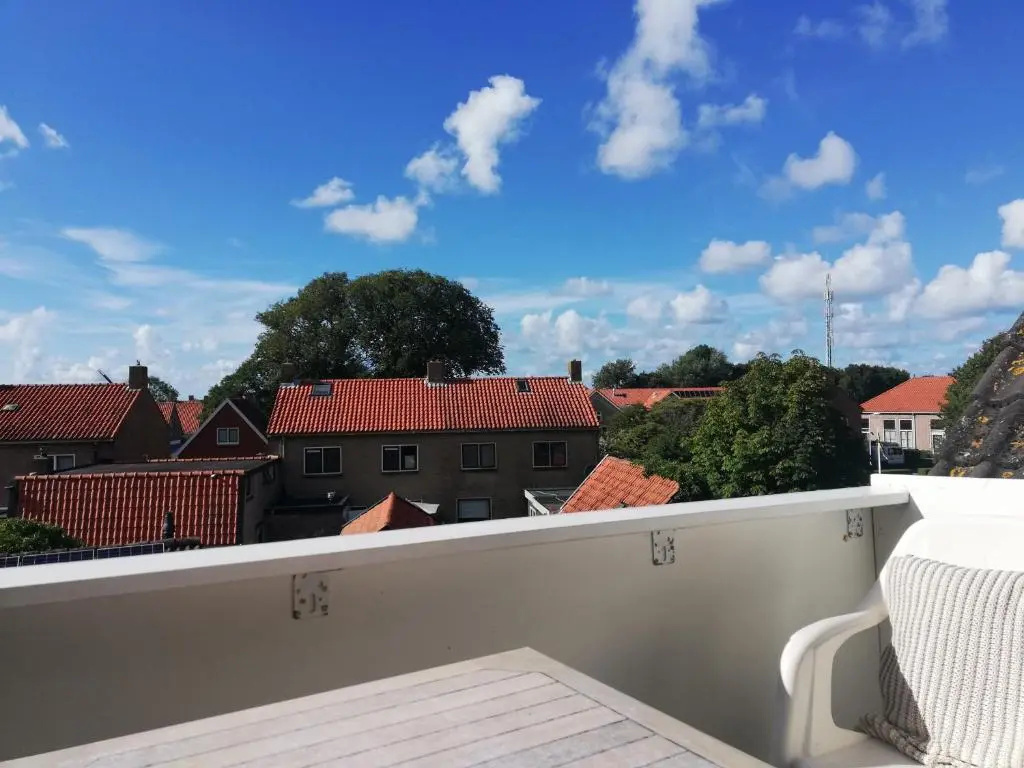 Studio with balcony