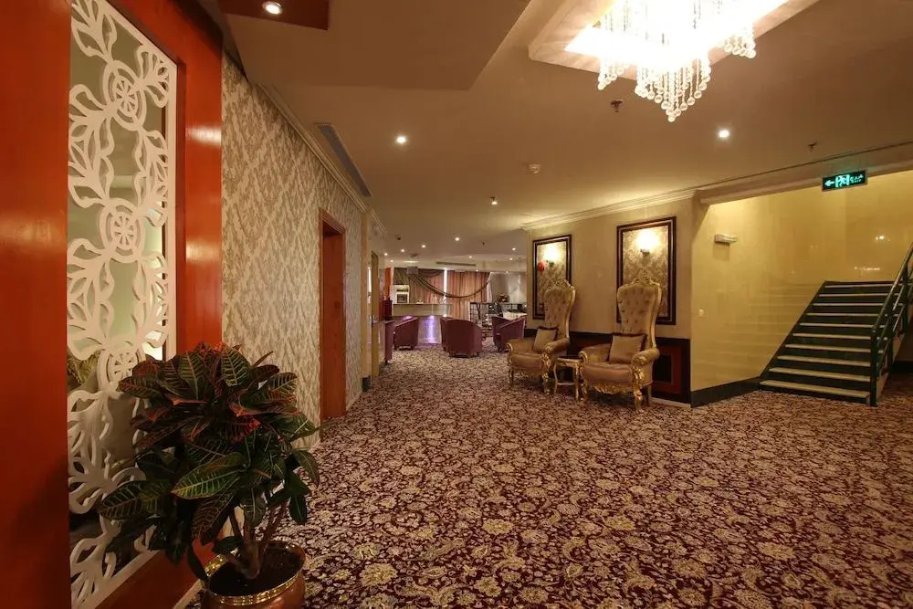 Hotel photo 12