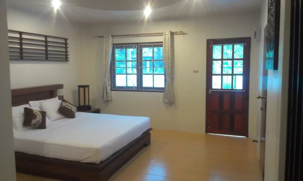 1 Bedroom Cottage with balcony