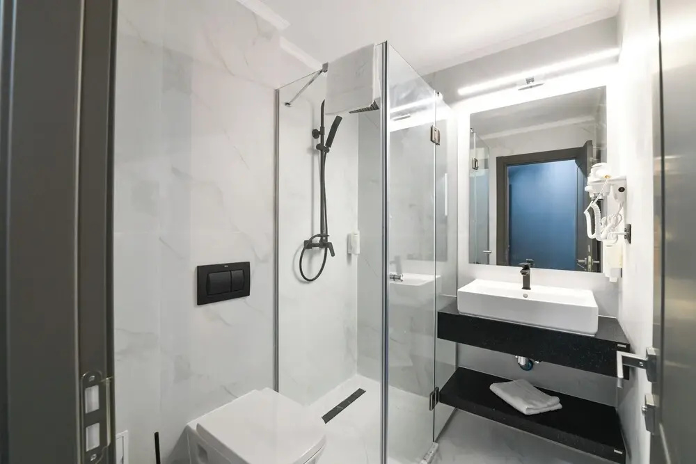 Luxury Double room with balcony and with sea view (full double bed)