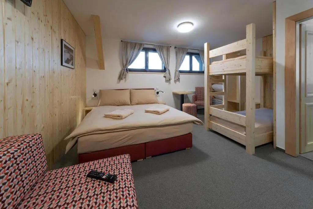 Standard Quadruple room
