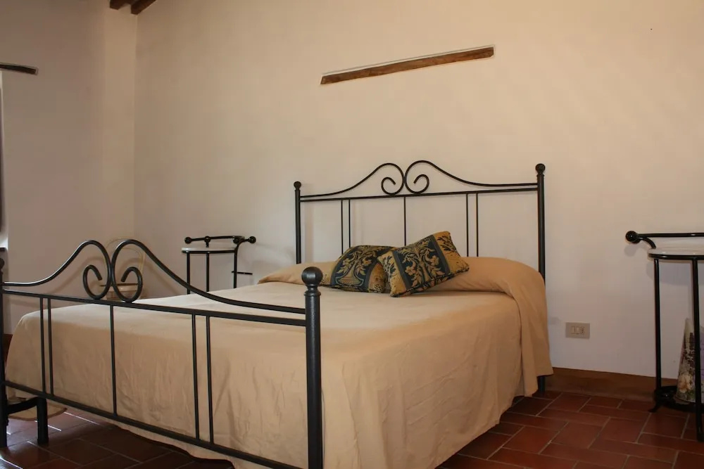 2 Bedrooms Deluxe Apartment
