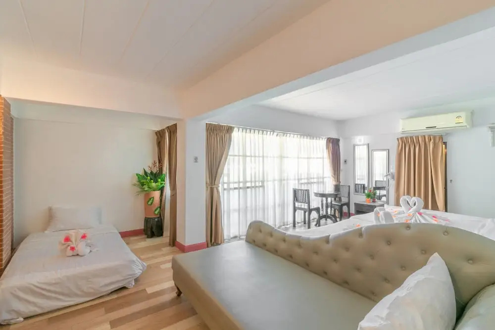Standard room with balcony
