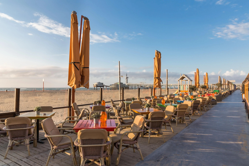 Beach & Waterfront
