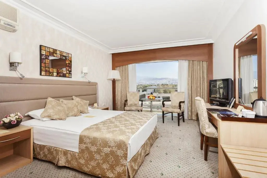 İzmir Palas Otel by null