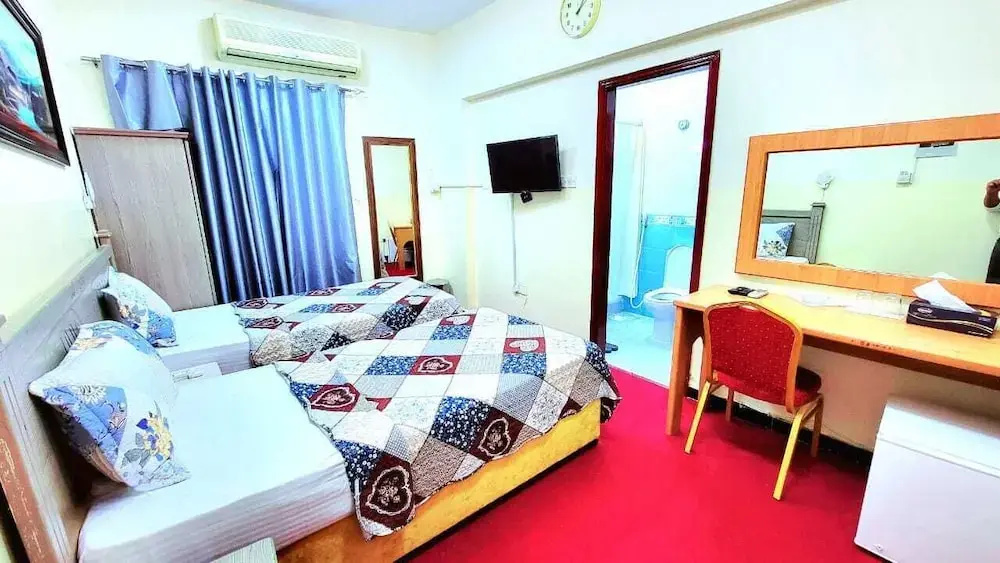 Deluxe Double room with balcony (twin beds)