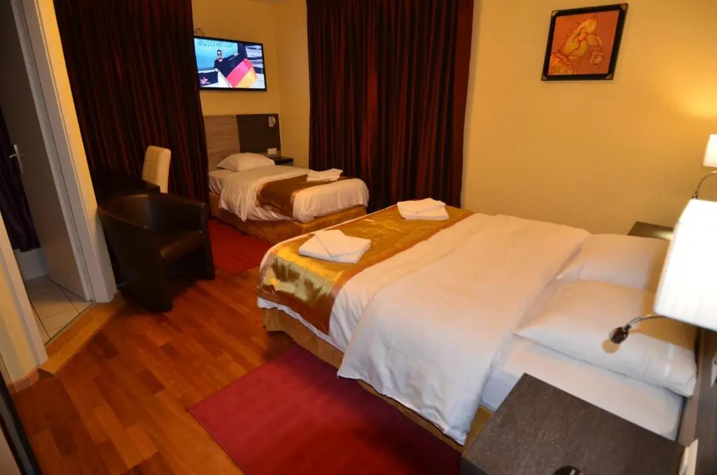 Standard Double room (full double bed)