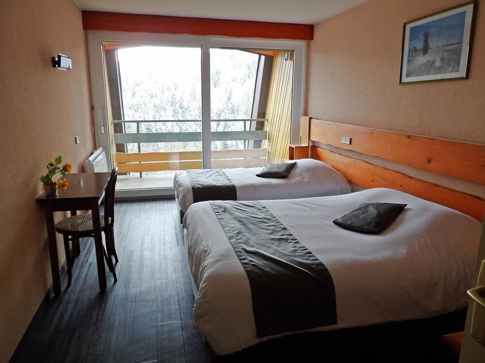 Standard Triple room with balcony