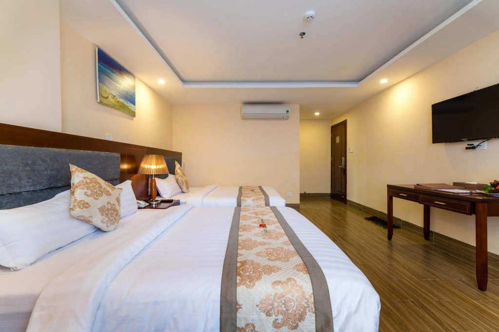 Nhat Minh Hotel and Apartment — фото