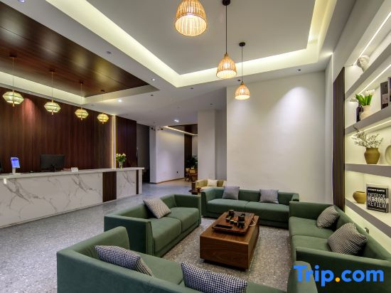 Pujing Yunchu · Primo | Snow Mountain View Boutique Hotel (Dukezong Ancient City Branch)