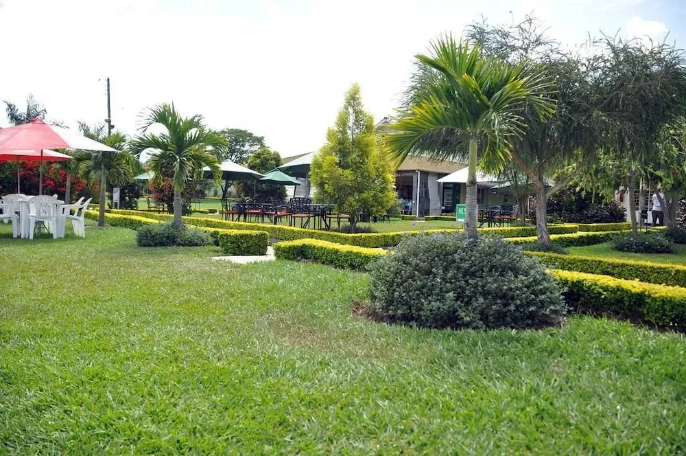 Igongo Country Hotel & Cultural Centre - Chambres