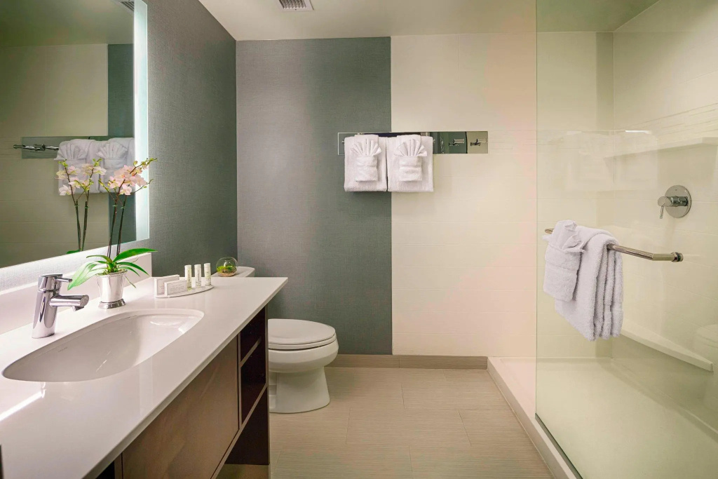 1 Bedroom Double Suite (full double bed)