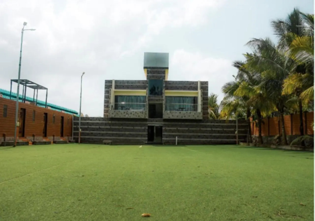 Anand Resort - A Luxury Private Pool Villa in Nashik