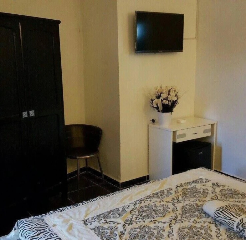 Superior Double room with city view full double bed