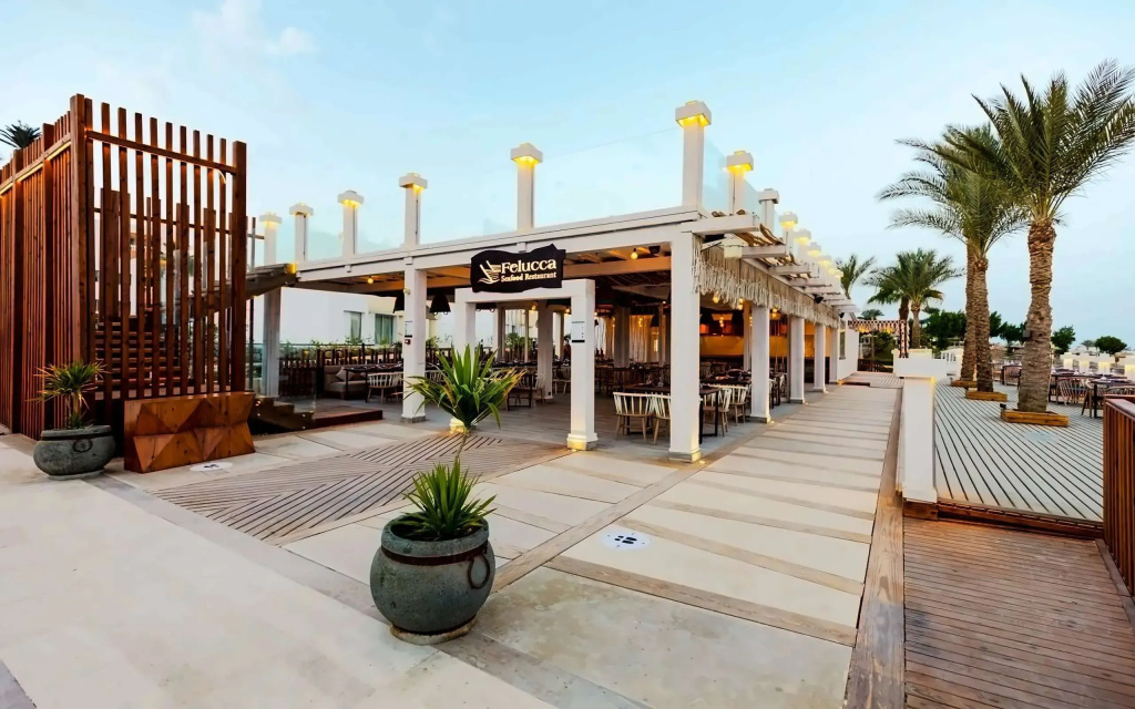Posh Club by SUNRISE Diamond Beach