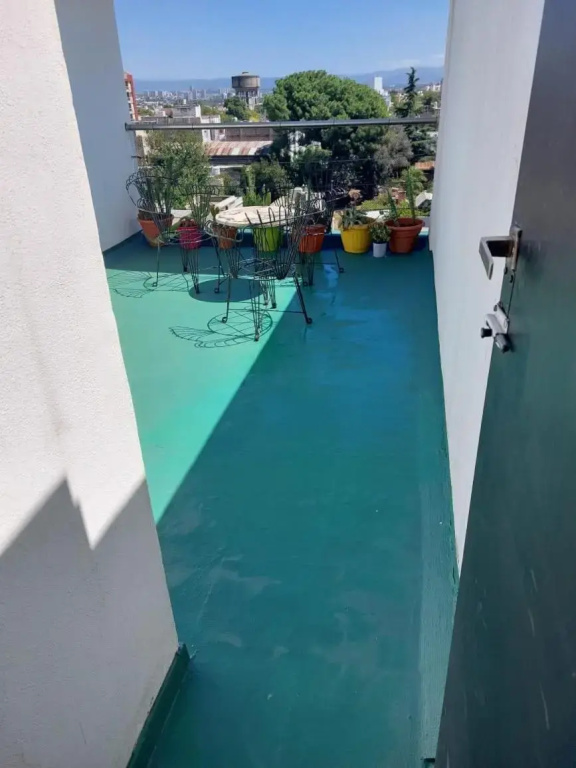 TRIPLEX Pet Friendly con COCHERA y TERRAZA con asador
