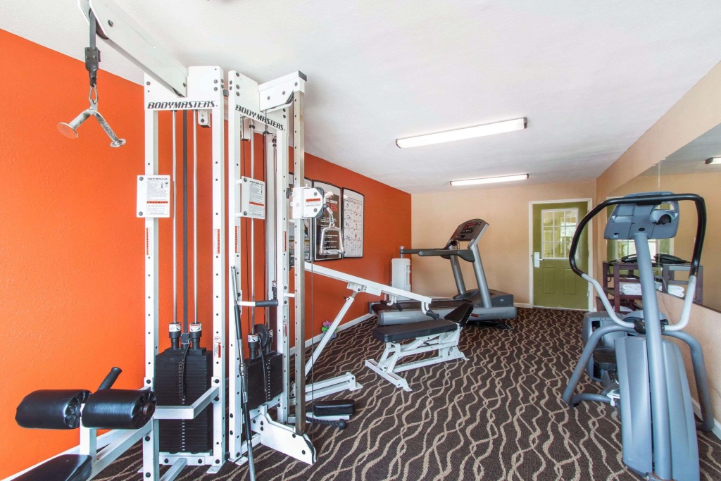 Quality Inn & Suites I-35 near Frost Bank Center - Général