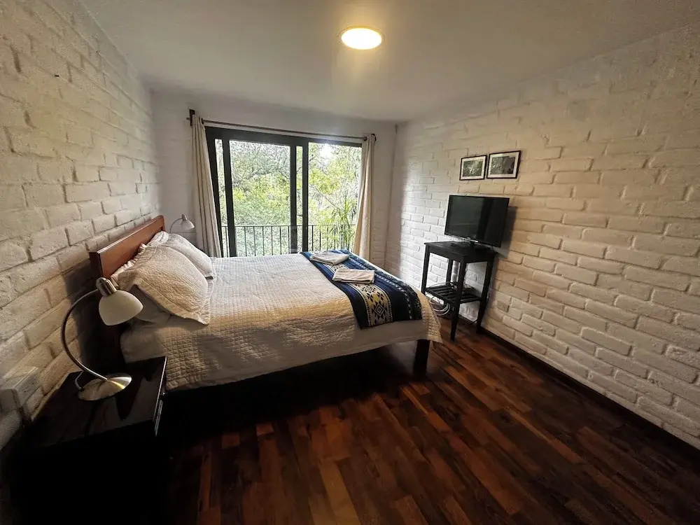 Classic Apartment with balcony and with river view