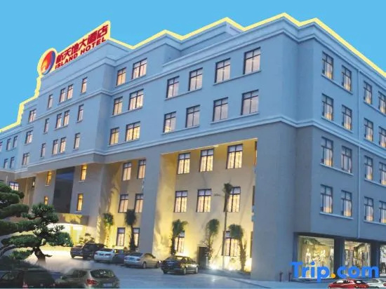 Island Hotel
