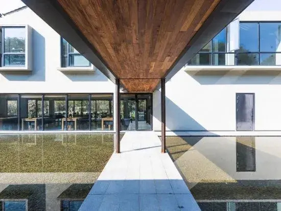 Amber Guanyun Vacation Apartment