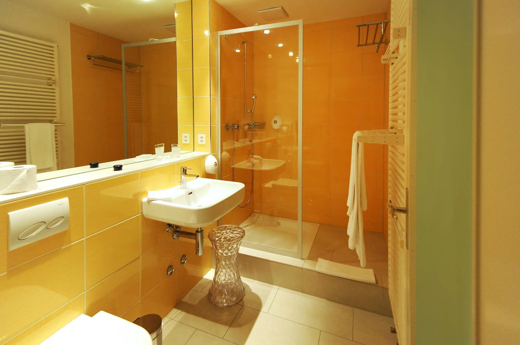 Superior Double room (full double bed)