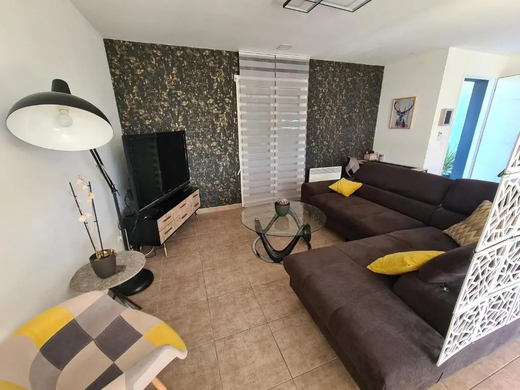 Voir la photo 2 — Villa avec piscine sans vis a vis