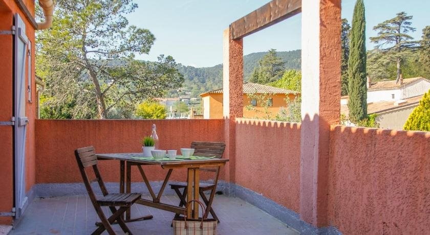 Balcony & Terrace