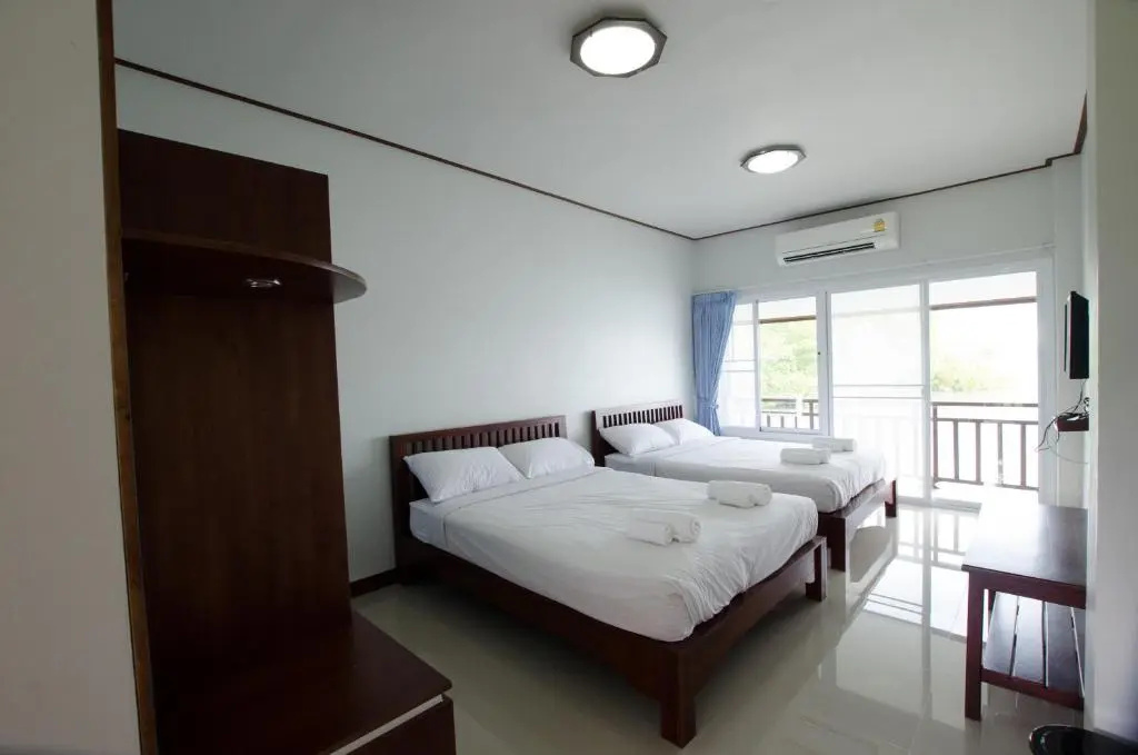 Standard Double room with balcony and with sea view (full double bed)