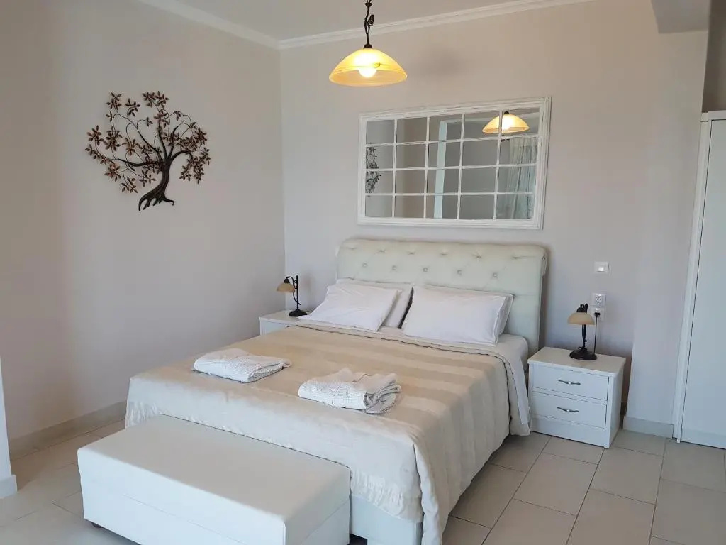 Paralia Luxury Suites - Chambres