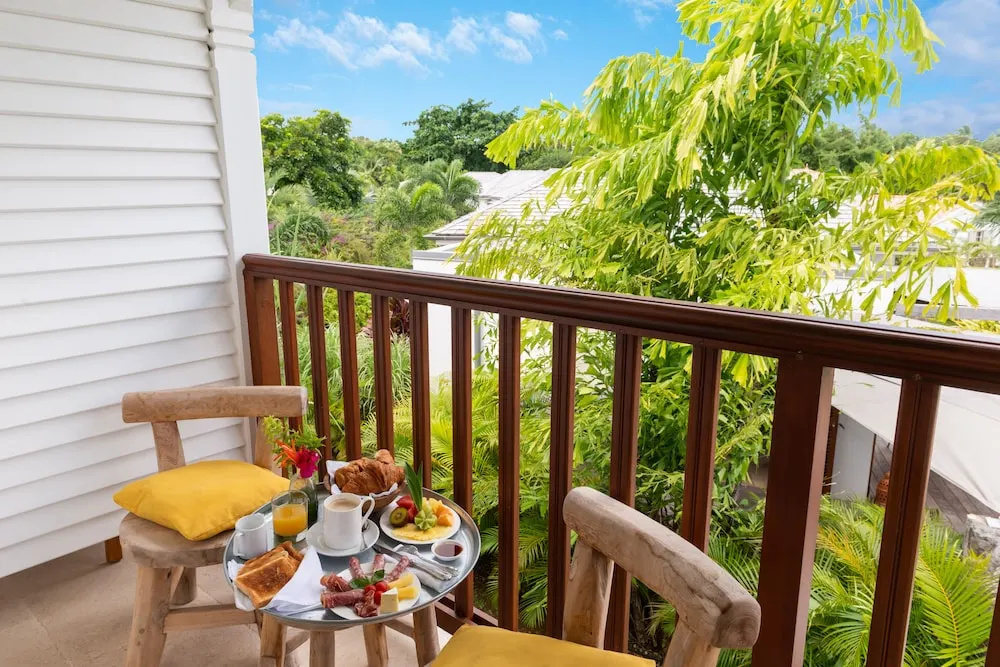Balcony & Terrace