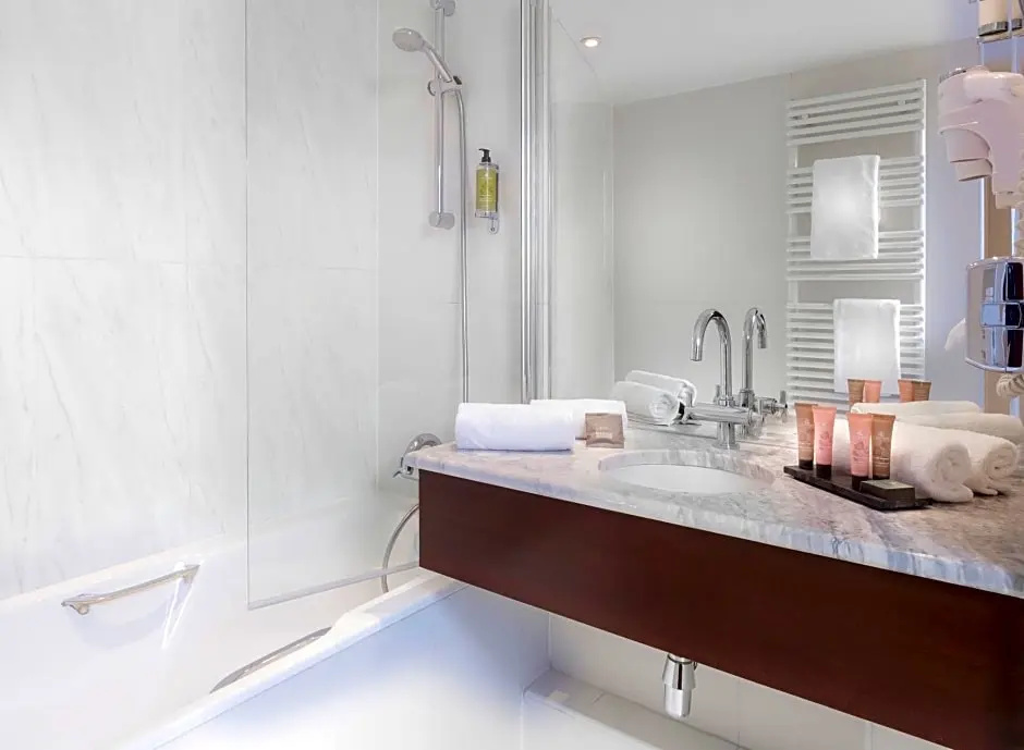 Montfleuri Hotel 95