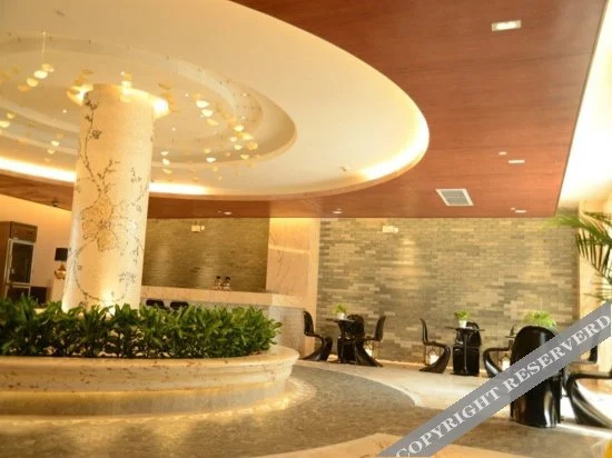 Qilin Rongyu International Hotel - фото 9